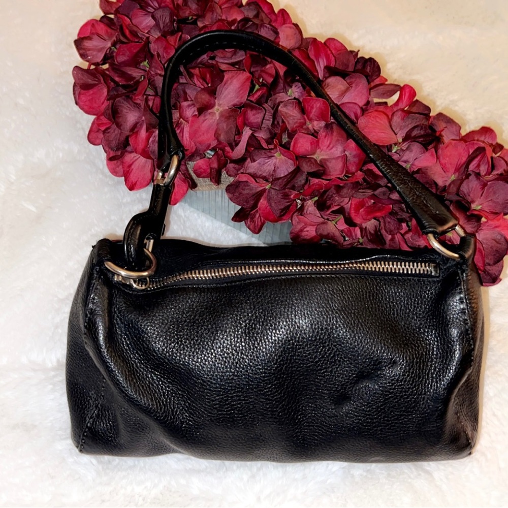 PRADA Authentic Black Leather Shoulder Bag - Picture 5 of 16